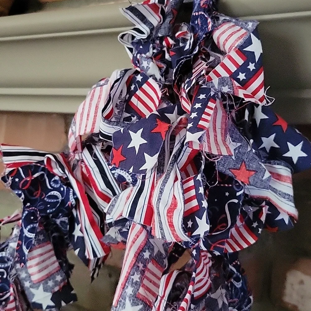 USA Patriotic Fabric Rag Tied Garland Stars Stripes American Flags